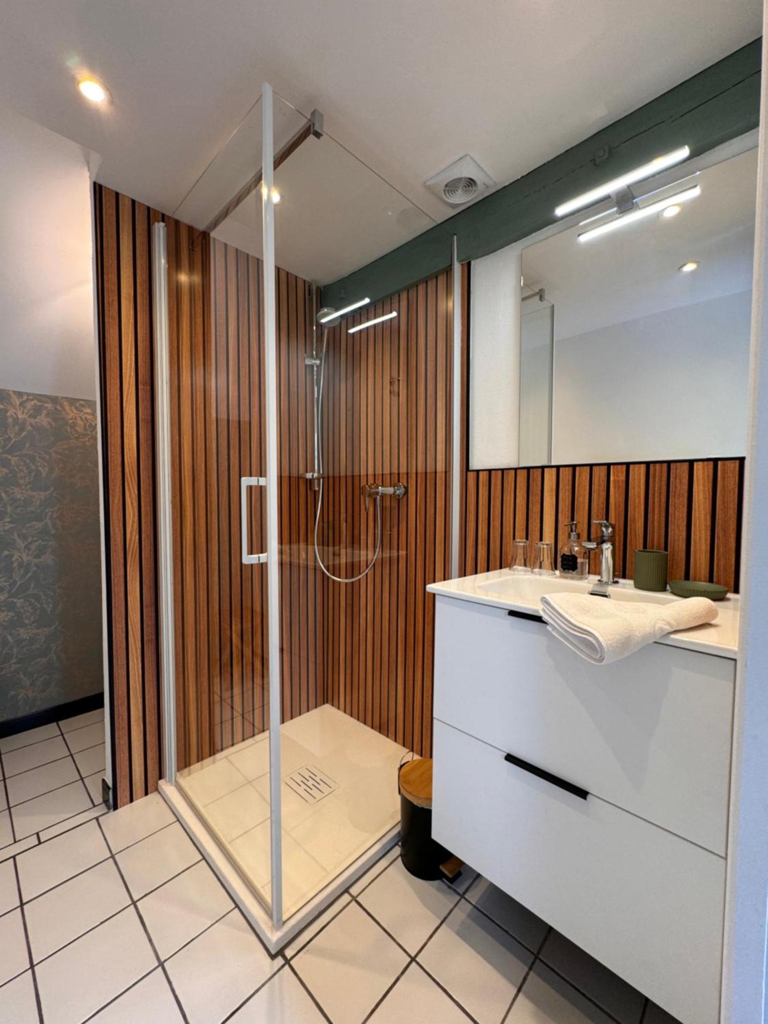 La Niche Hotel Richebourg  Ngoại thất bức ảnh