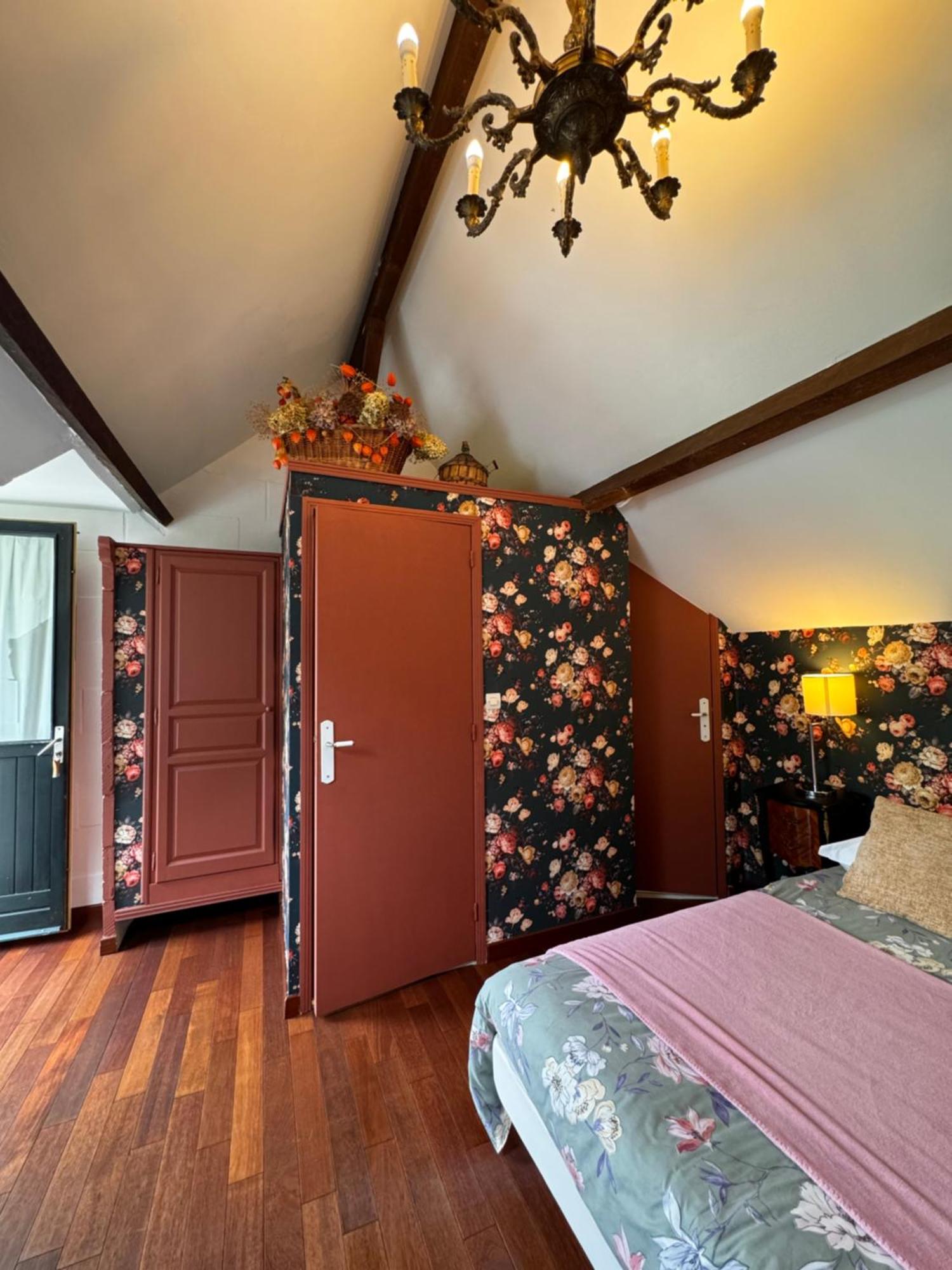 La Niche Hotel Richebourg  Ngoại thất bức ảnh